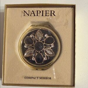 Napier Compact Mirror